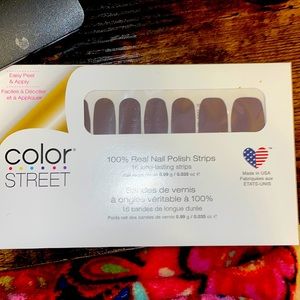 Color Street FMC222 Berlin It to Win It